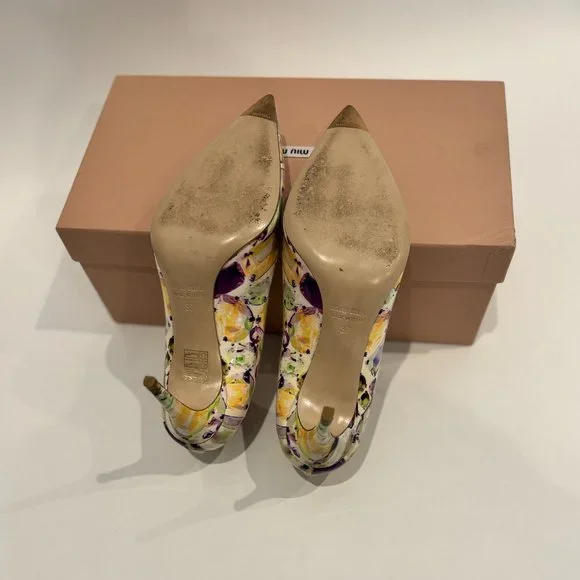 MIU MIU Patent leather Bianco/Ciclamin Heels - Picture 3 of 3